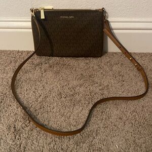 Michael Kors Crossbody Bag